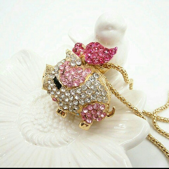 💖 🐷 PINK CRYSTAL WINGED PIG NECKLACE CHARM 18" GOLD tone chain ✨️ - Picture 3 of 4